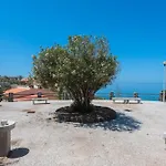 La Gradinata Sul Mare Apartman *